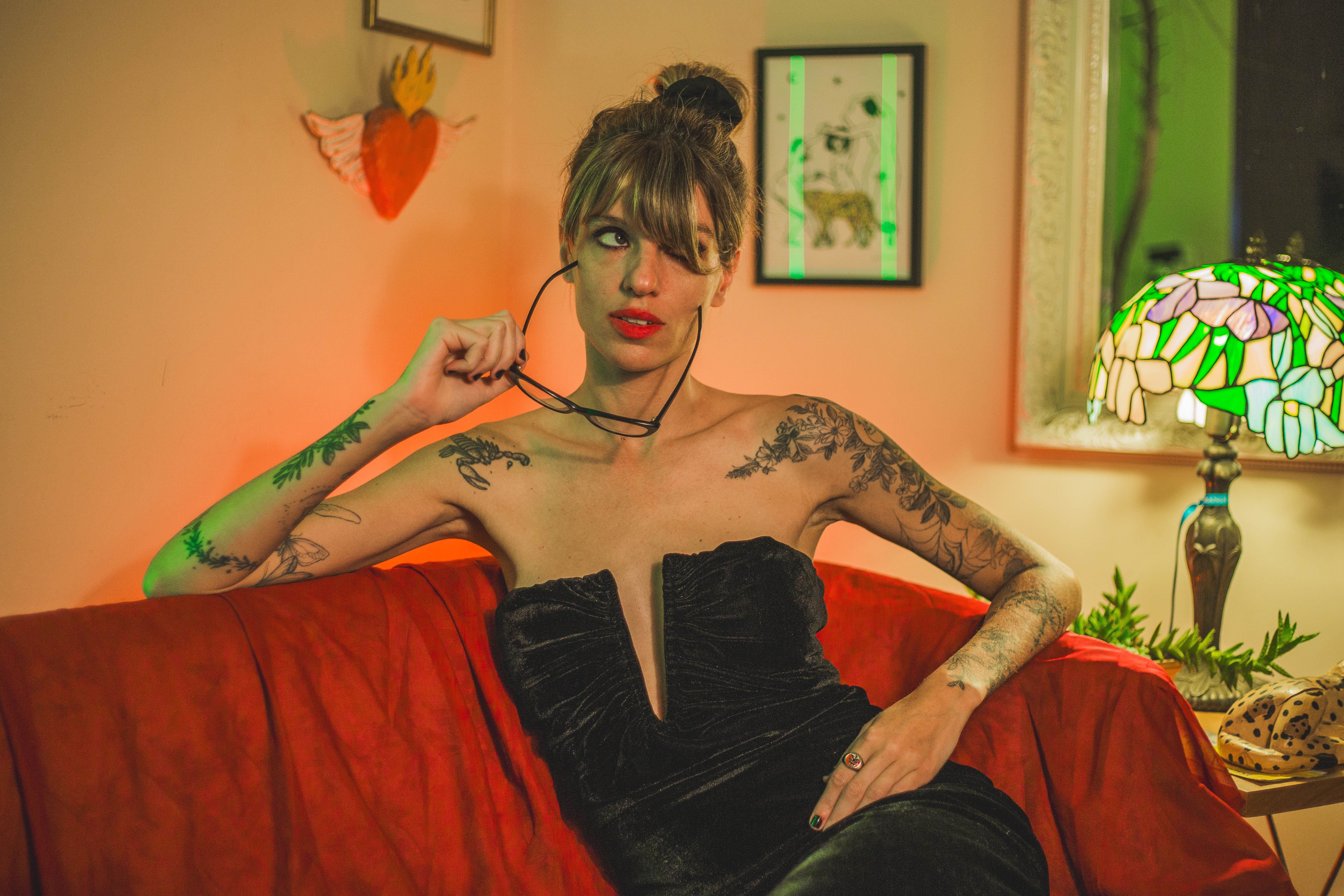 Asubversiva — Nathalia Cristina